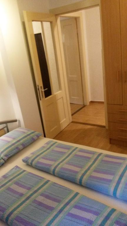 Zagreb Visit Apartment Room photo